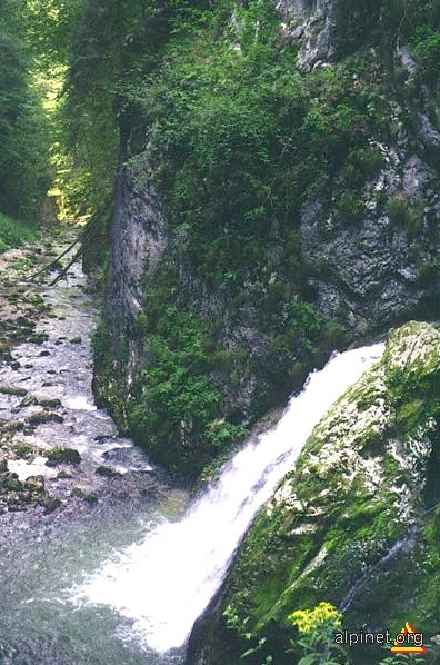 Cascada Evantai -Cheile Galbenei
