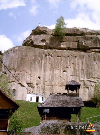 Mănăstirea Corbii de Piatră