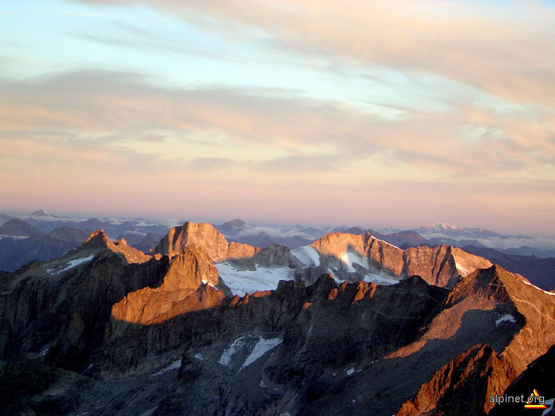 Rasarit in Alpi