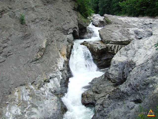 cascada Putnei
