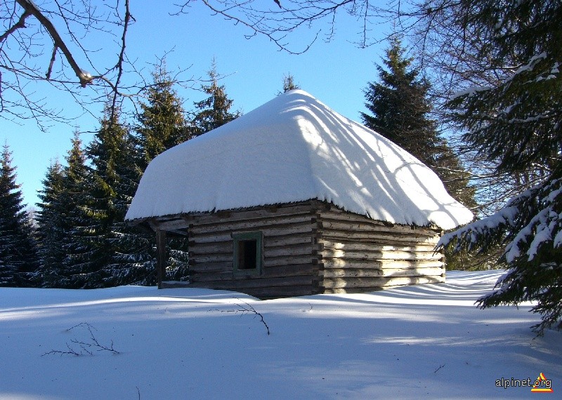 Departe de lumea dezlănţuită