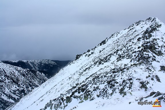 Vârful Pietrele (2270 m)