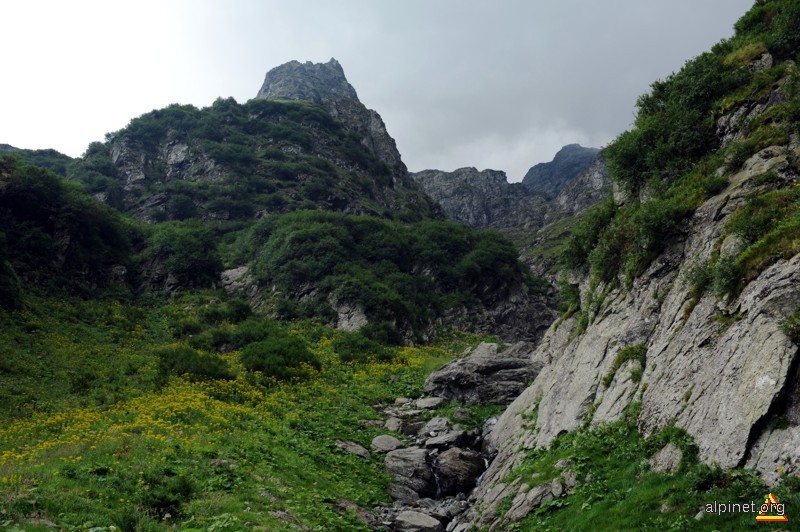 Valea Arpășel sub căldarea finală