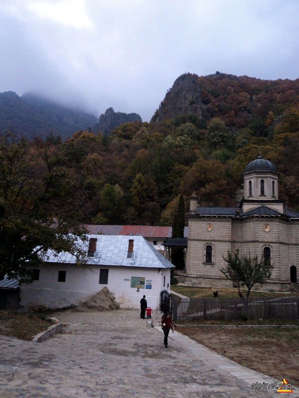 Mănăstirea Stânişoara